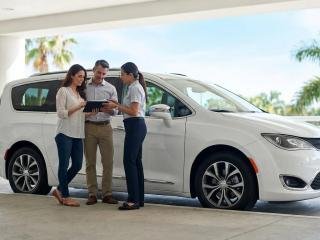 The Benefits of Renting a Luxury Car for Special Occasions