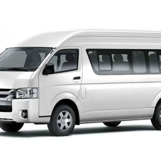 Toyota Hiace Deluxe
